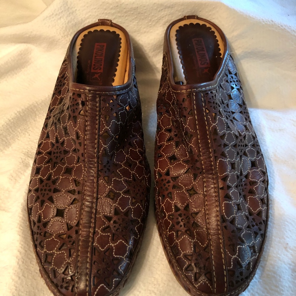 Pikolinos Brown Leather Clogs - Picture 2 of 8